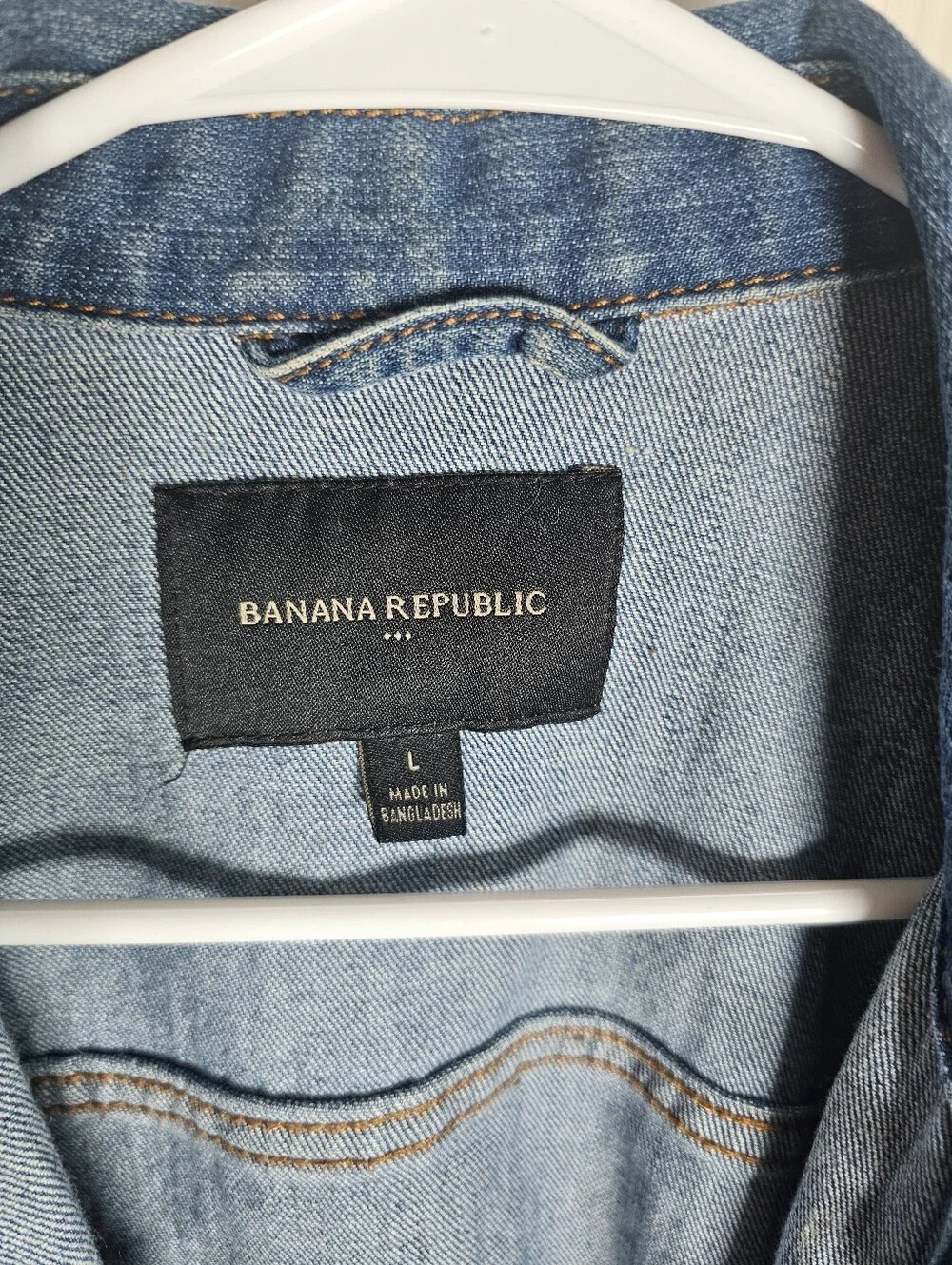 Banana Republic denim trucker Jean jacket Size L